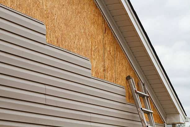 24/7 Emergency Siding Contractor experts in Wake Forest, NC